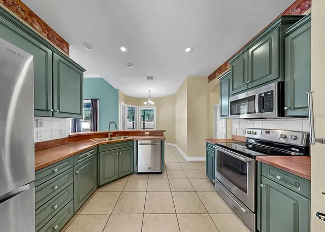 $380,000 | 2434 Colonel Ford Drive, Lakeland, FL 33813