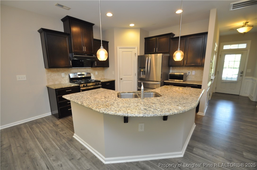 641 Briarcliff Street Apex, NC 27502 - Photo 5 of 38