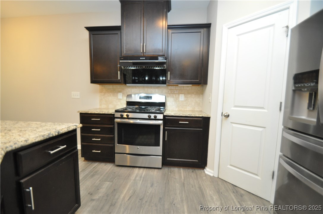 641 Briarcliff Street Apex, NC 27502 - Photo 9 of 38