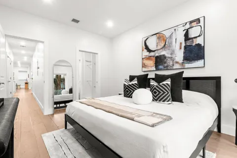 $1,840,000 | 223 Montgomery Street, Unit 1, Jersey City, NJ 07302