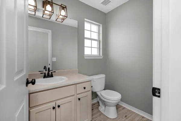 $1,900 | 6707 Cedar Ridge Circle, Milton, FL 32570