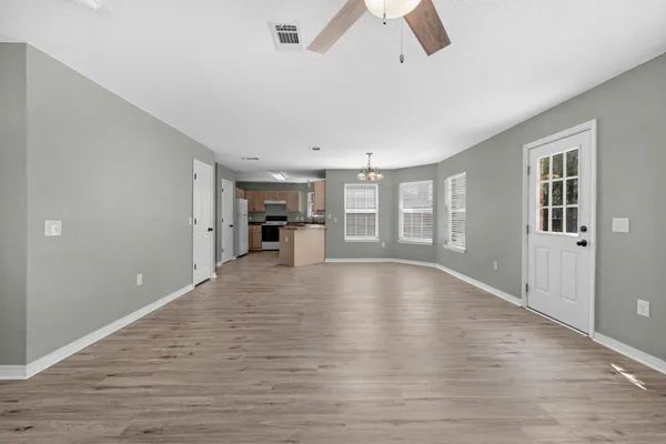 $1,900 | 6707 Cedar Ridge Circle, Milton, FL 32570
