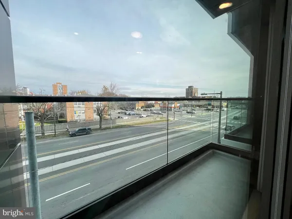 $1,800 | 1000 West Girard Avenue, Unit A1026, Philadelphia, PA 19123