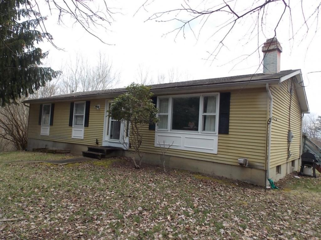 268 Brown Road Vestal, NY 13850 - Photo 1 of 17 Gallery Image 1