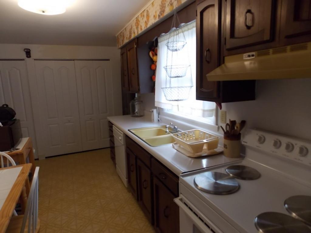 268 Brown Road Vestal, NY 13850 - Photo 6 of 17 Gallery Image 6