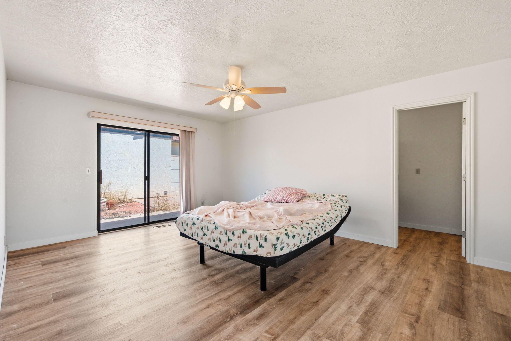 1331 North Dixie Downs Road, Unit 136 St. George, UT 84770 - Photo 8 of 18 8-web-or-mls-1331 N Dixie Downs Rd 136 (