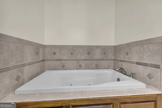 $250,000 | 32 Hart Terrace, Hartwell, GA 30643