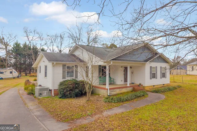 $250,000 | 32 Hart Terrace, Hartwell, GA 30643