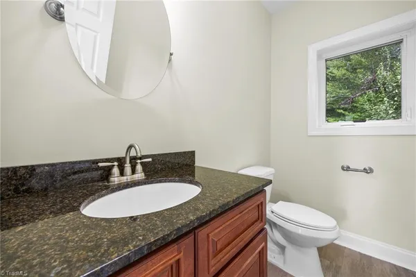 $899,900 | 553 Waterside Drive, Yanceyville, NC 27379