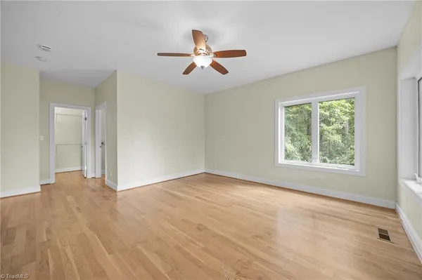 $899,900 | 553 Waterside Drive, Yanceyville, NC 27379