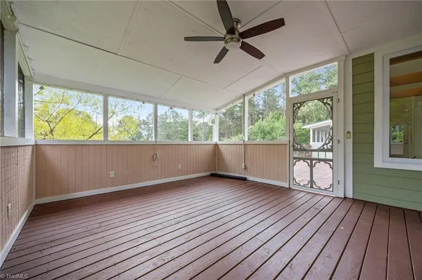 $899,900 | 553 Waterside Drive, Yanceyville, NC 27379