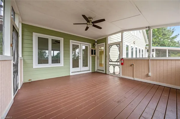 $899,900 | 553 Waterside Drive, Yanceyville, NC 27379