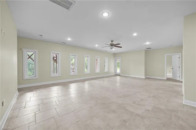 $930,000 | 553 Waterside Drive, Yanceyville, NC 27379