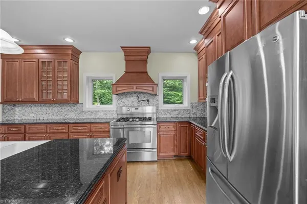 $899,900 | 553 Waterside Drive, Yanceyville, NC 27379