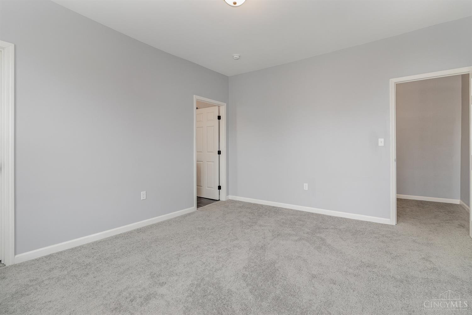 809 Ridgeway Avenue Cincinnati, OH 45229 - Photo 13 of 36 Gallery Image 13