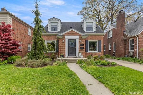 $335,000 | 22935 Sheridan Street, Dearborn, MI 48128