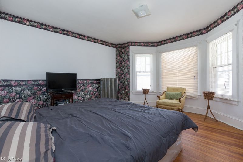 1764 Lee Road Cleveland, OH 44118 - Photo 13 of 25 Gallery Image 13