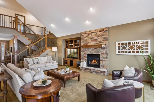 $2,575,000 | 5110 Lexington Avenue North, Shoreview, MN 55126