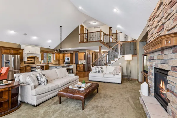 $2,575,000 | 5110 Lexington Avenue North, Shoreview, MN 55126