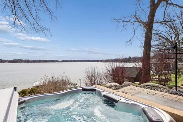 $2,575,000 | 5110 Lexington Avenue North, Shoreview, MN 55126