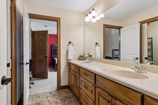 $2,575,000 | 5110 Lexington Avenue North, Shoreview, MN 55126