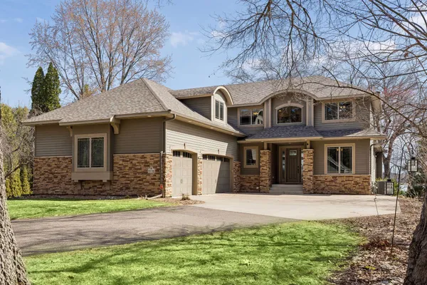 $2,575,000 | 5110 Lexington Avenue North, Shoreview, MN 55126