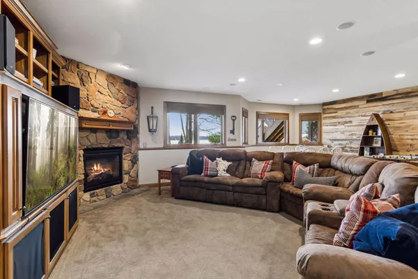 $2,575,000 | 5110 Lexington Avenue North, Shoreview, MN 55126