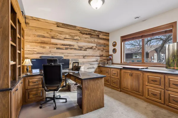 $2,575,000 | 5110 Lexington Avenue North, Shoreview, MN 55126