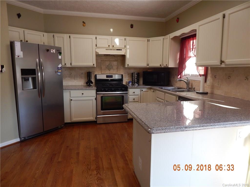 11839 Old Timber Road Charlotte, NC 28269 - Photo 12 of 28 Gallery Image 12