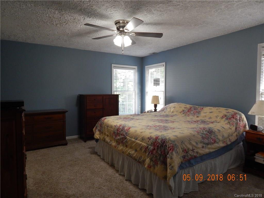 11839 Old Timber Road Charlotte, NC 28269 - Photo 26 of 28 Gallery Image 26