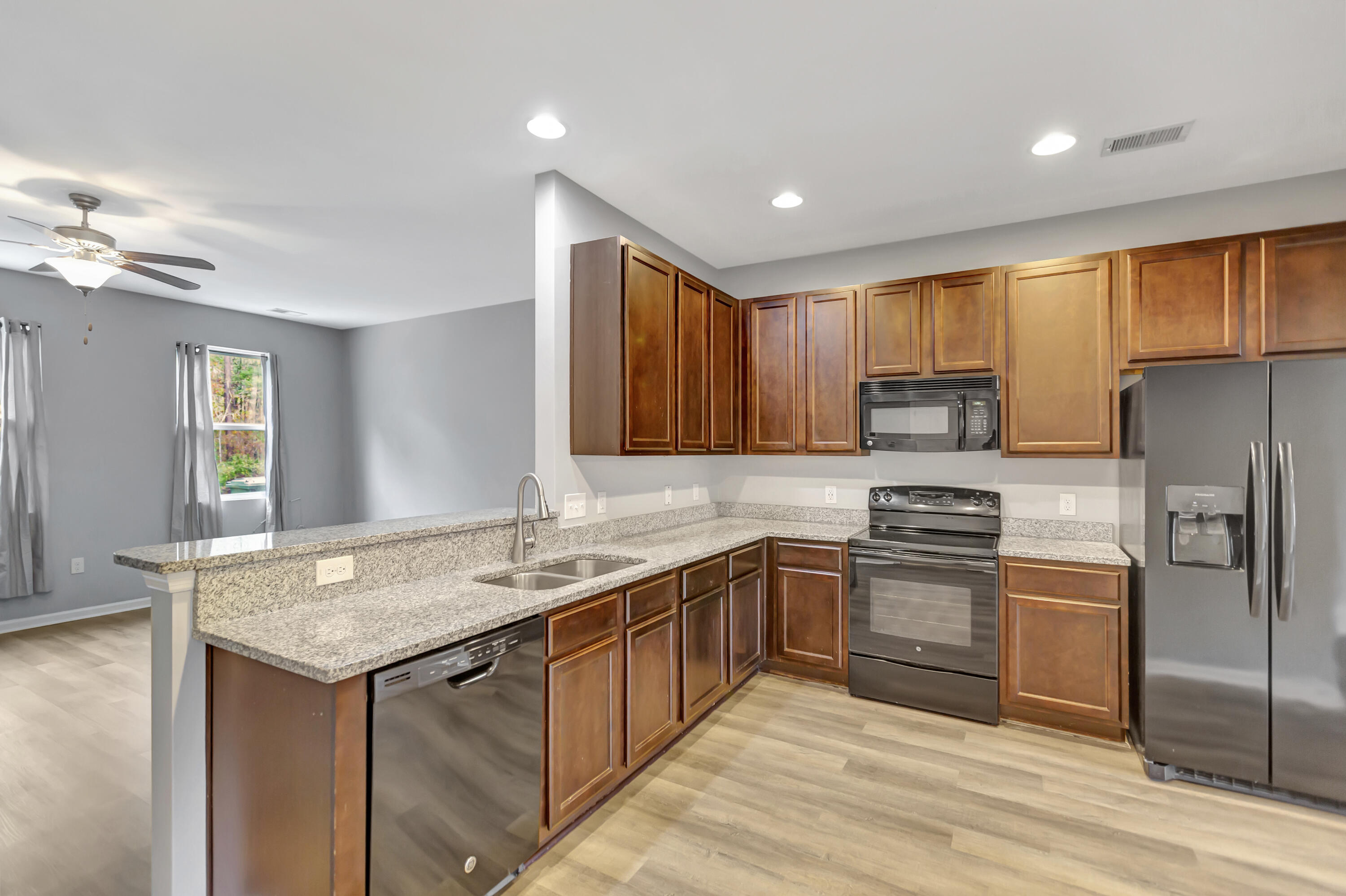 339 Flyway Road Goose Creek, SC 29445 - Photo 6 of 26 296A1114