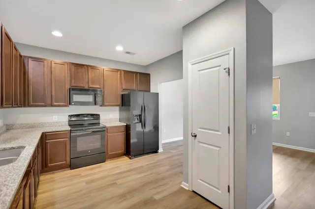 $1,950 | 339 Flyway Road, Goose Creek, SC 29445