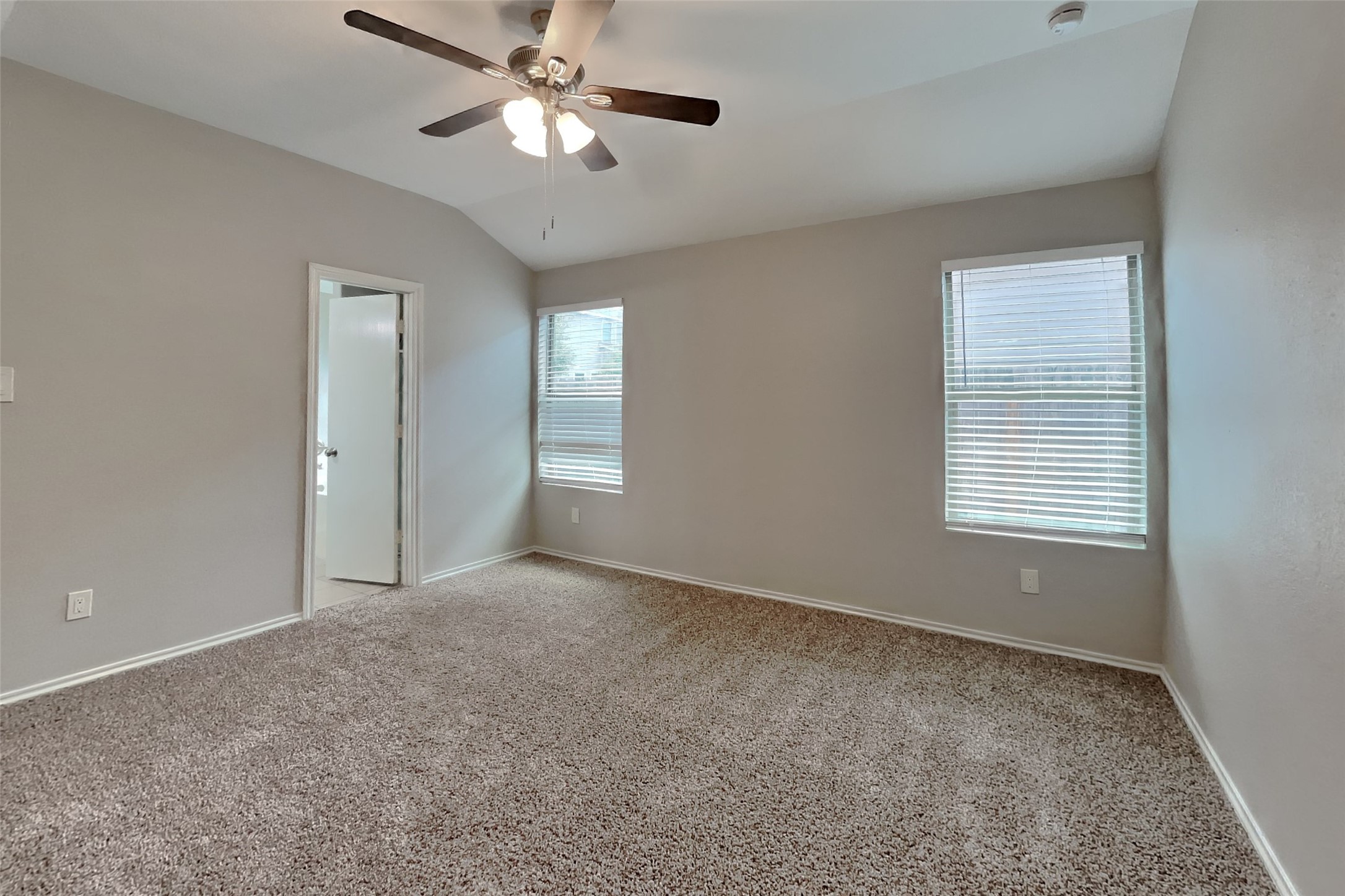 804 Lovebug Lane Conroe, TX 77301 - Photo 6 of 19