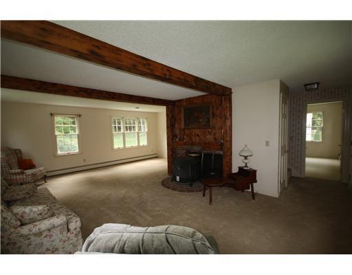 561 Hendrick's Hill Road Southport, ME 04576 - Photo 8 of 24 Living Room.