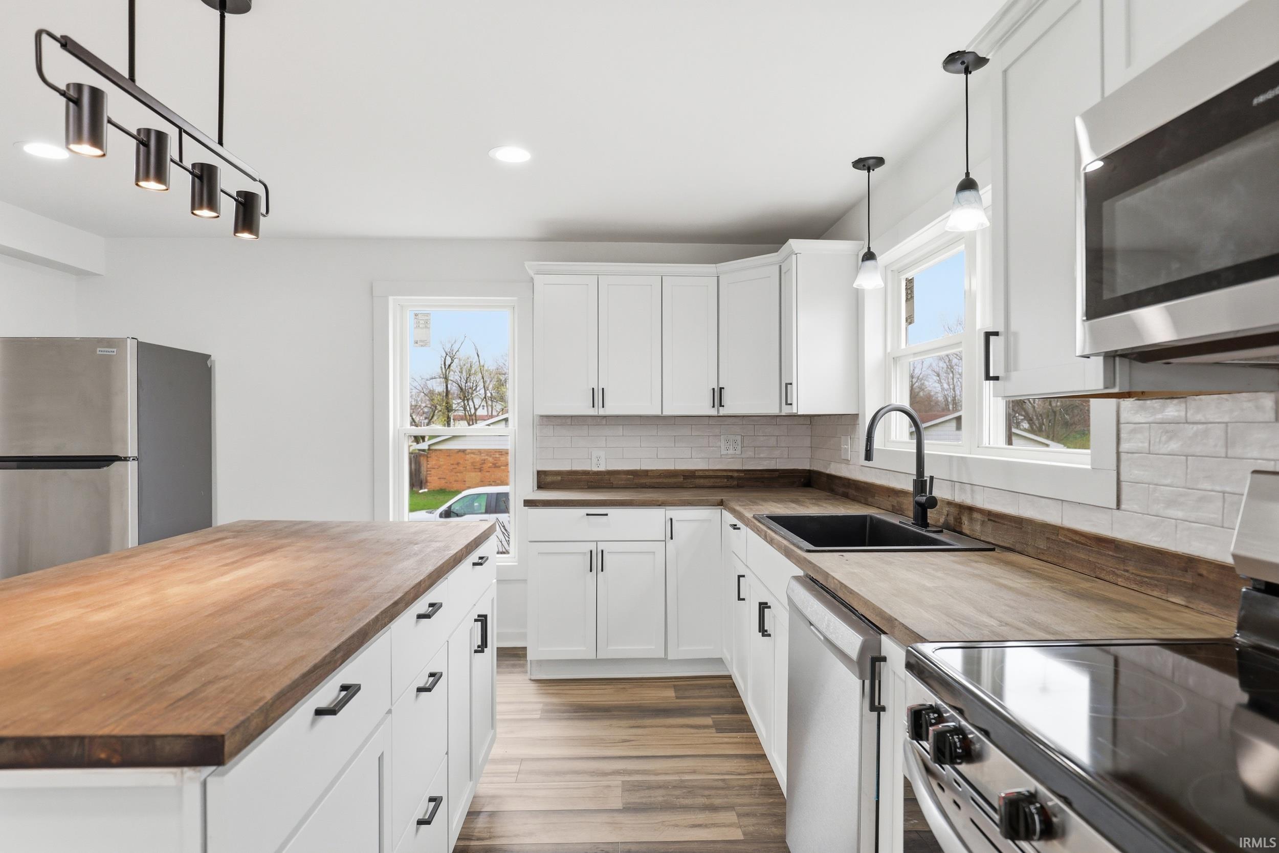 1603 Summit Street New Haven, IN 46774 - Photo 6 of 27