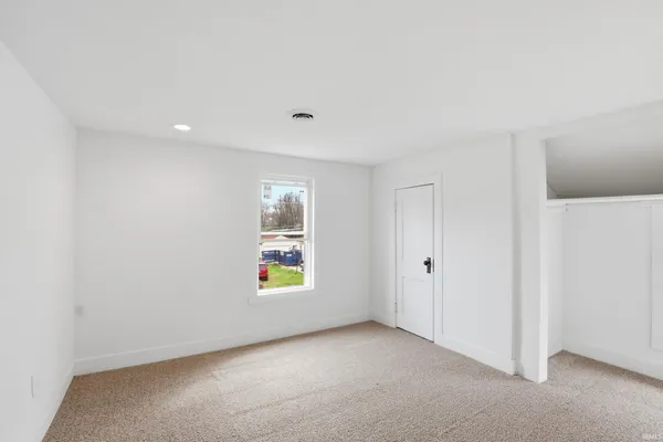 $224,900 | 1603 Summit Street, New Haven, IN 46774