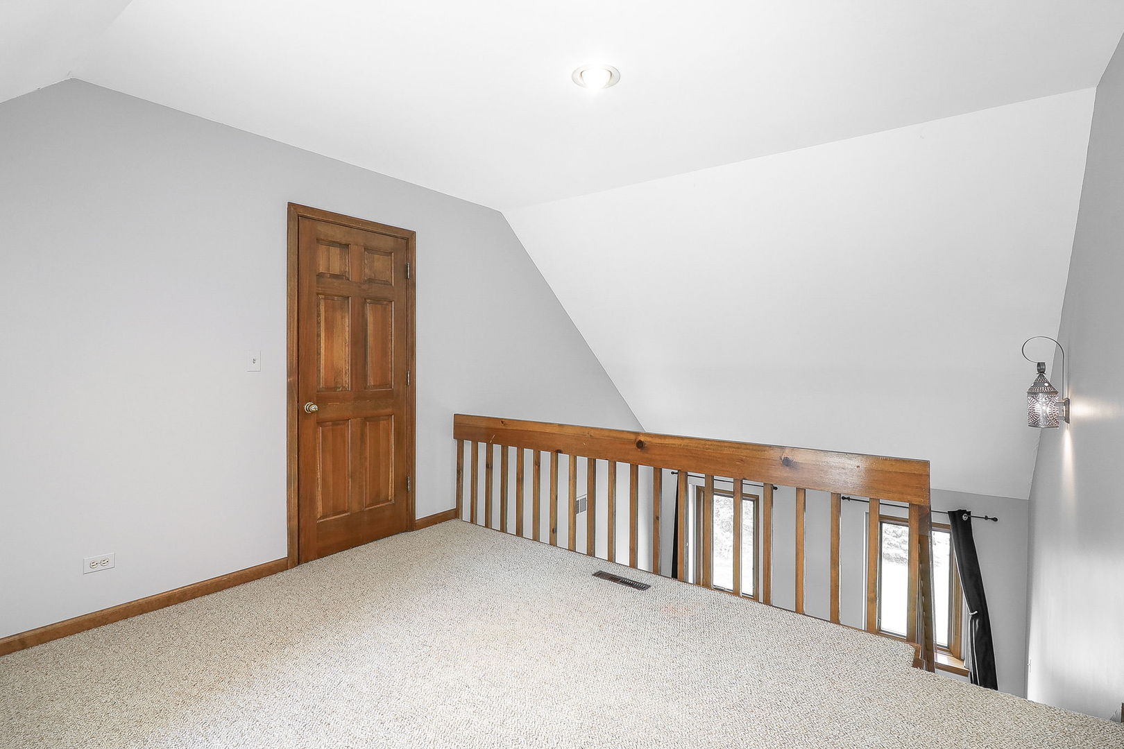 841 Turnbridge Circle Naperville, IL 60540 - Photo 26 of 39 a view of a hallway