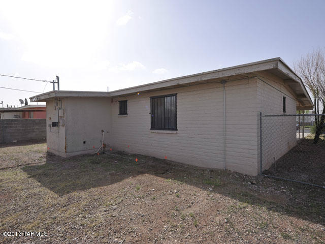 109 East Corona Road Tucson, AZ 85756 - Photo 24 of 26 Gallery Image 24