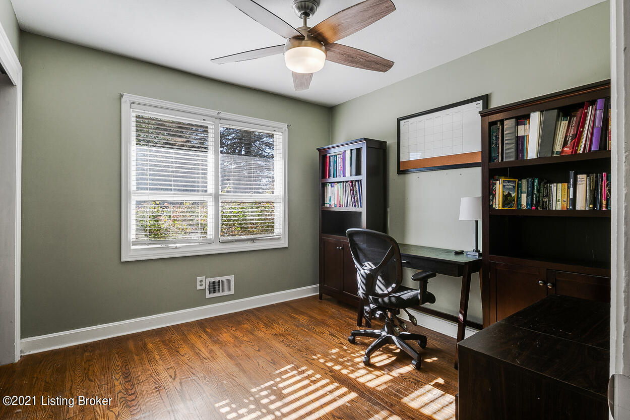 5411 Layne Road Louisville, KY 40219 - Photo 23 of 45 22