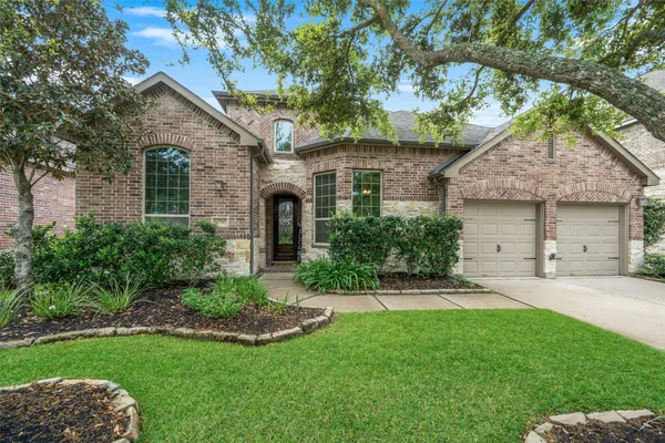 $485,000 | 17707 Retreat Ridge Lane, Houston, TX 77095