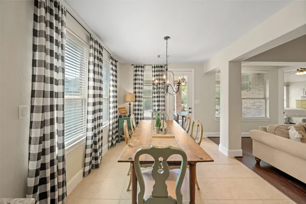 $485,000 | 17707 Retreat Ridge Lane, Houston, TX 77095