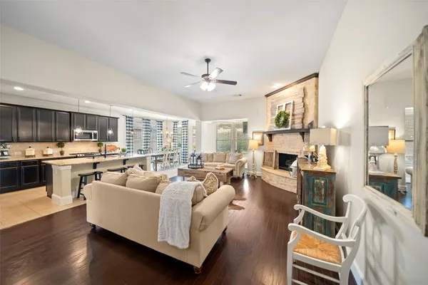 $485,000 | 17707 Retreat Ridge Lane, Houston, TX 77095