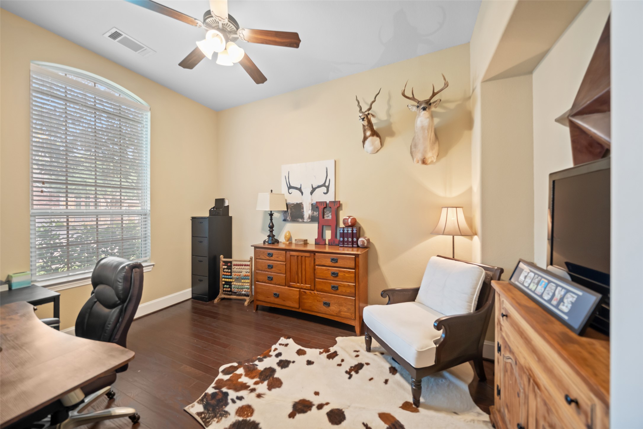 17707 Retreat Ridge Lane Houston, TX 77095 - Photo 24 of 32 This front office/bdrm/flex area