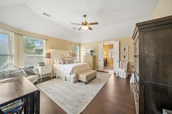 $485,000 | 17707 Retreat Ridge Lane, Houston, TX 77095