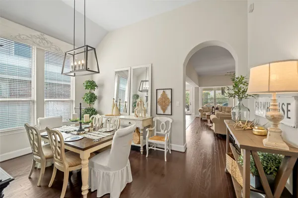 $485,000 | 17707 Retreat Ridge Lane, Houston, TX 77095