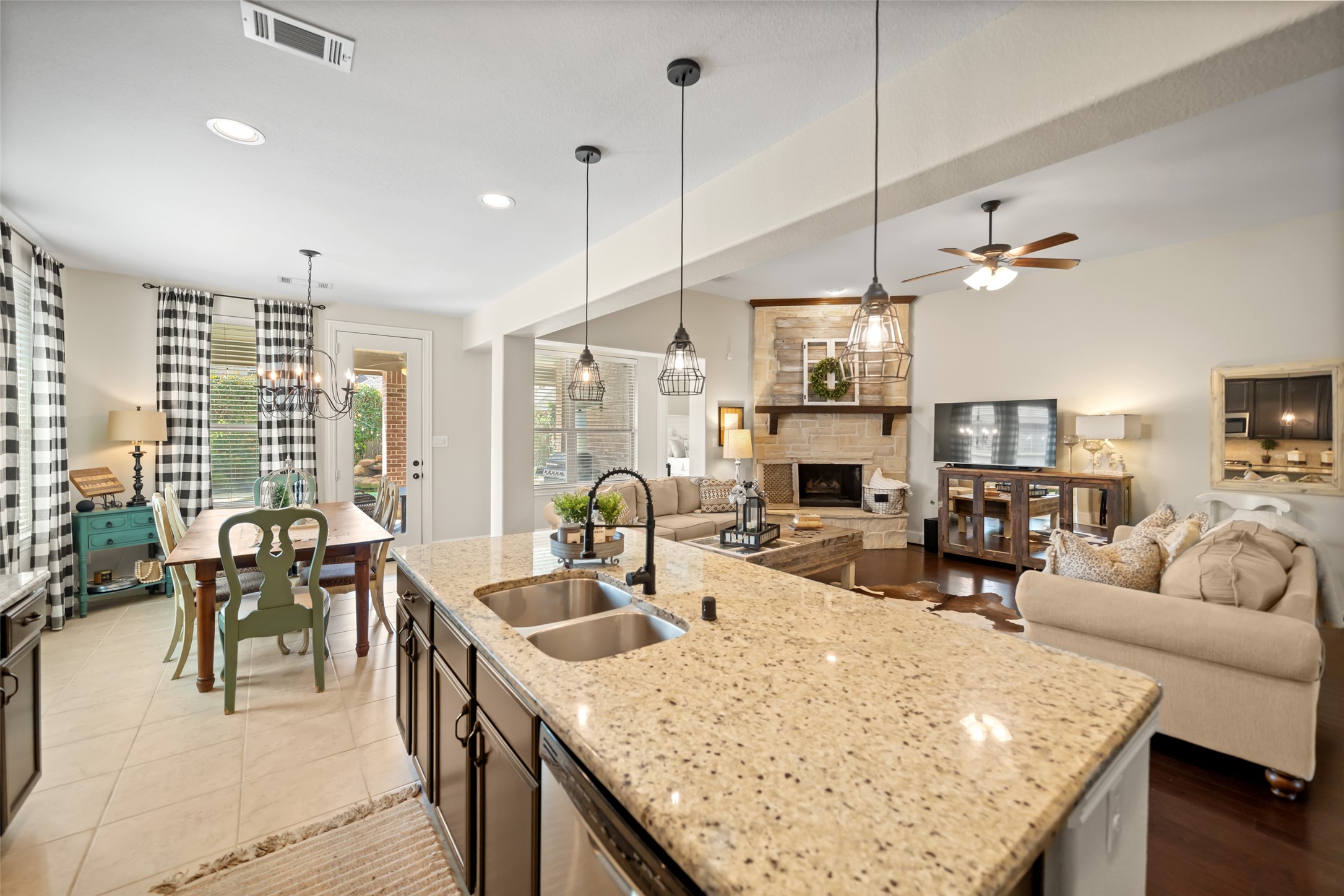 17707 Retreat Ridge Lane Houston, TX 77095 - Photo 6 of 32