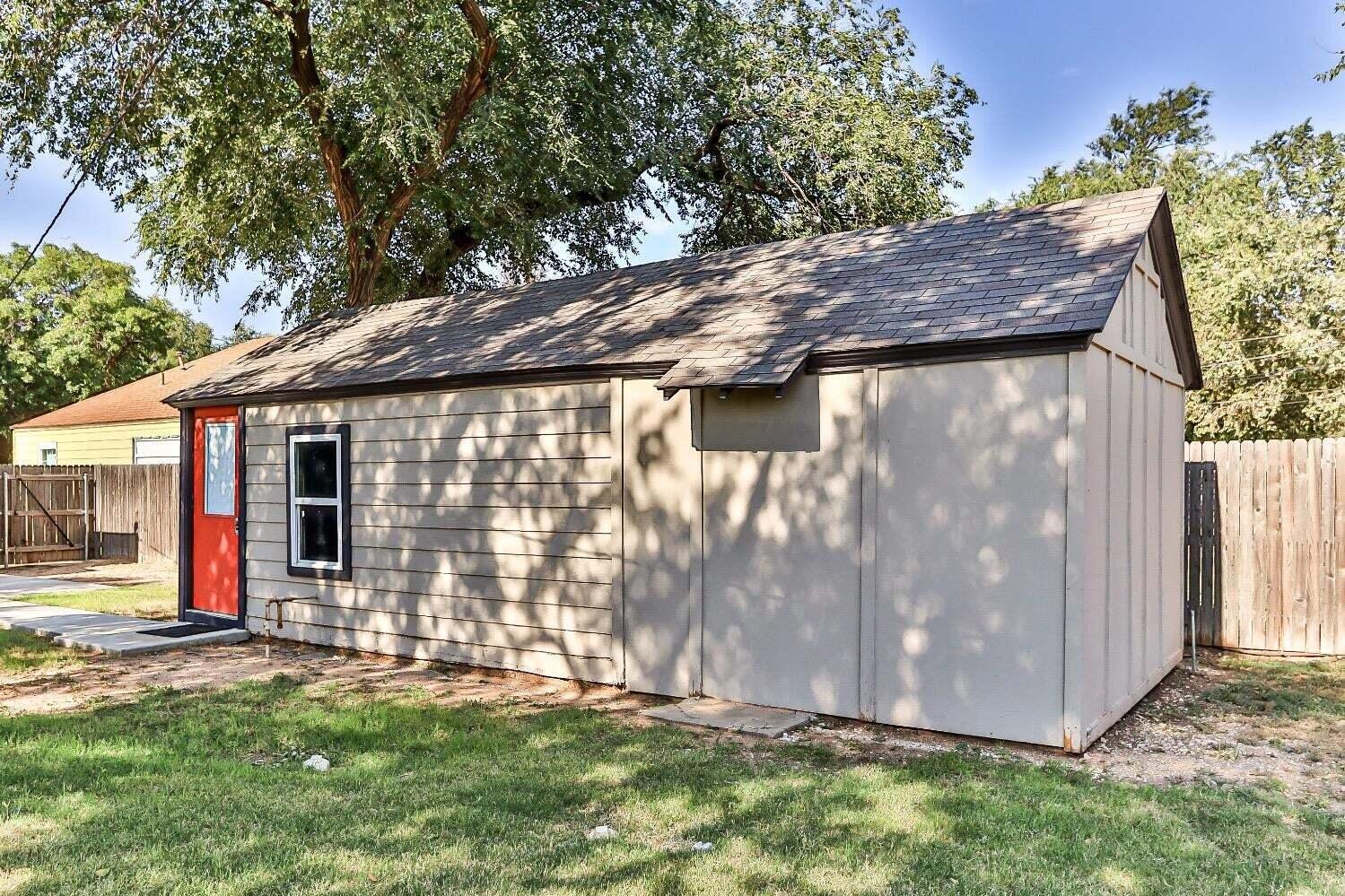 2306 20th Street Lubbock, TX 79411 - Photo 27 of 30 20241219231619209970000000-o