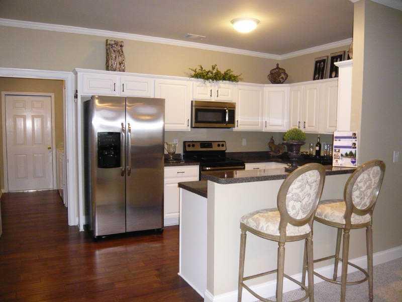 119 Holiday Road, Unit 302 Buford, GA 30518 - Photo 1 of 1
