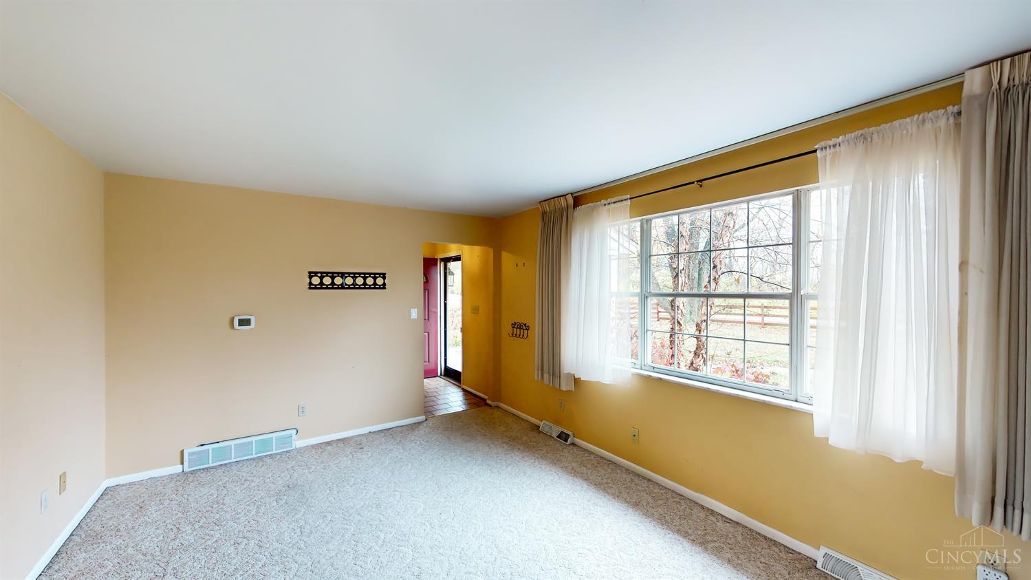 9510 Brehm Road Cincinnati, OH 45252 - Photo 3 of 34 Gallery Image 3
