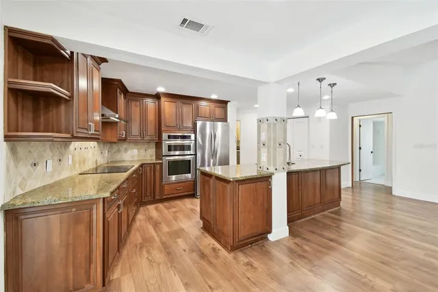 $839,999 | 2840 Pheasant Run, Clearwater, FL 33759